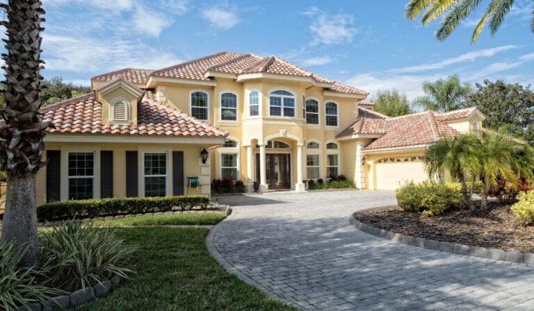 Pros and Cons of Different Stone Driveway Pavers_