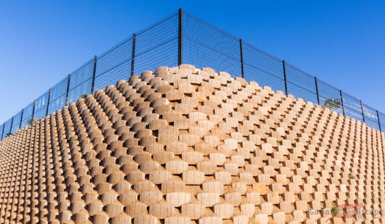 Benefits of Commercial Retaining Walls